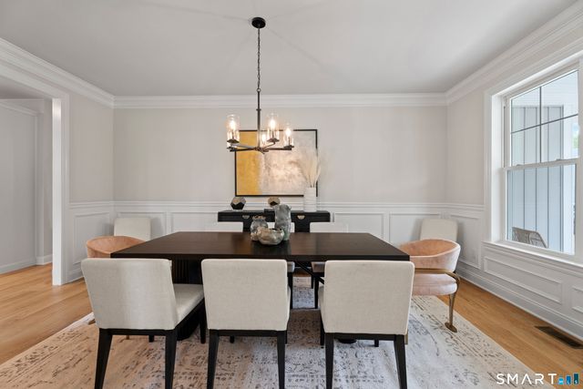 9 Twin Valley Road, East Lyme, CT 06333