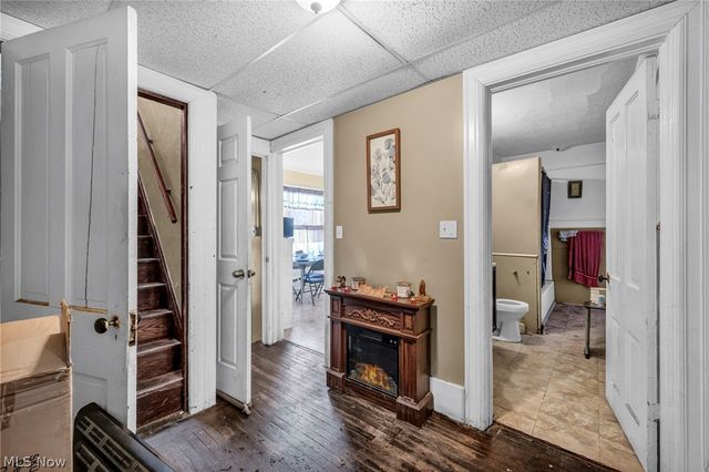 2127 W 100th Street, Cleveland, OH 44102