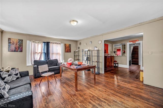 2127 W 100th Street, Cleveland, OH 44102