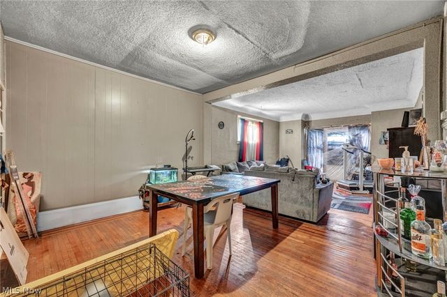 2127 W 100th Street, Cleveland, OH 44102