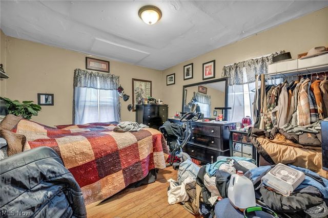 2127 W 100th Street, Cleveland, OH 44102