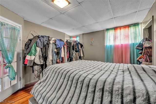 2127 W 100th Street, Cleveland, OH 44102