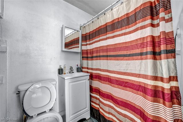 2127 W 100th Street, Cleveland, OH 44102