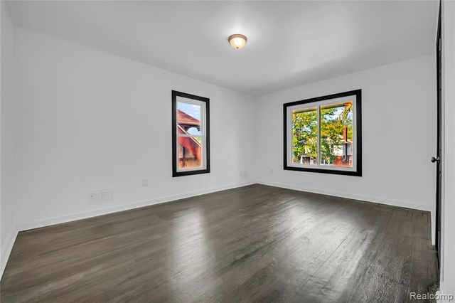 154 McLean Mclean Street, Highland Park, MI 48203