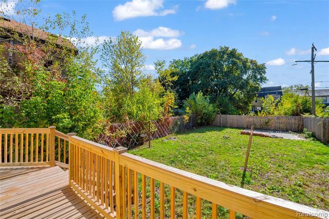 154 McLean Mclean Street, Highland Park, MI 48203