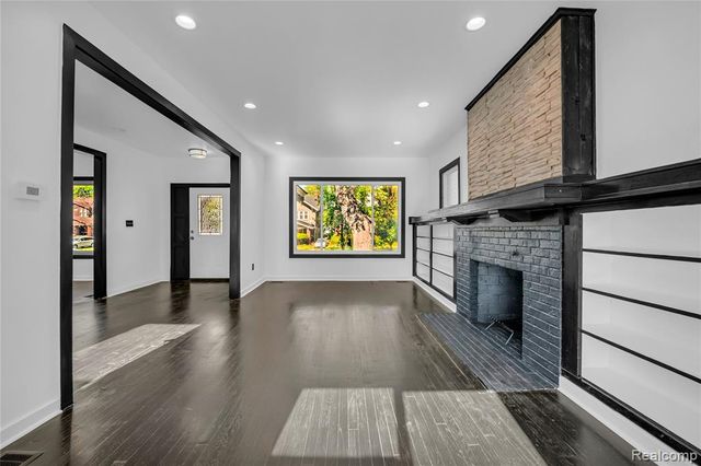 154 McLean Mclean Street, Highland Park, MI 48203