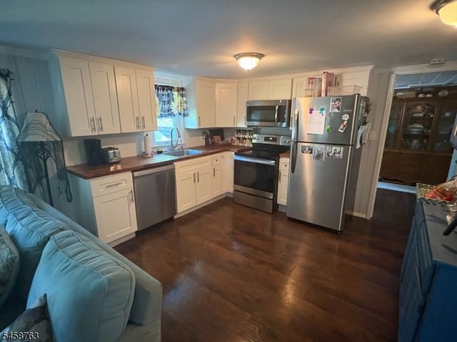 65 Upper Lake Dr, Wantage Twp., NJ 07461