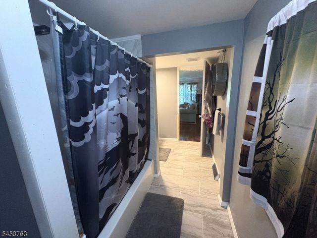 65 Upper Lake Dr, Wantage Twp., NJ 07461