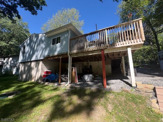 65 Upper Lake Dr, Wantage Twp., NJ 07461
