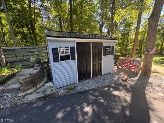 65 Upper Lake Dr, Wantage Twp., NJ 07461