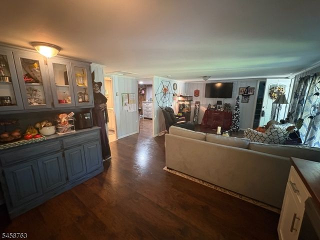 65 Upper Lake Dr, Wantage Twp., NJ 07461