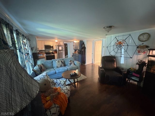 65 Upper Lake Dr, Wantage Twp., NJ 07461