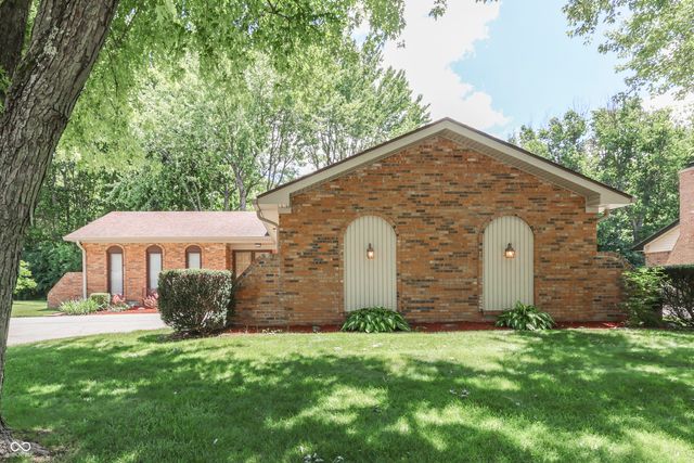 6843 Glacier Drive, Indianapolis, IN 46217