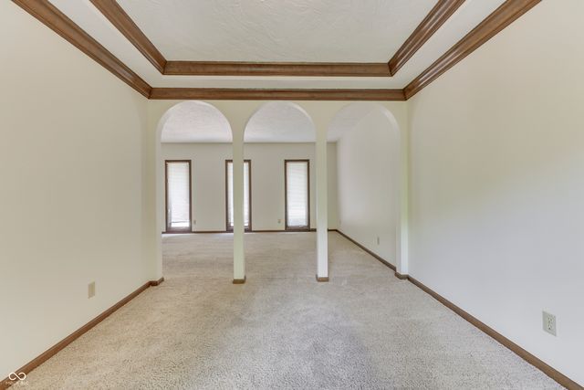 6843 Glacier Drive, Indianapolis, IN 46217