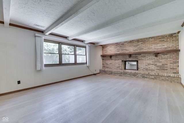 6843 Glacier Drive, Indianapolis, IN 46217