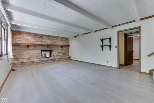 6843 Glacier Drive, Indianapolis, IN 46217