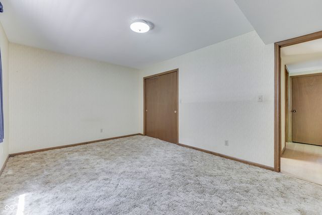 6843 Glacier Drive, Indianapolis, IN 46217