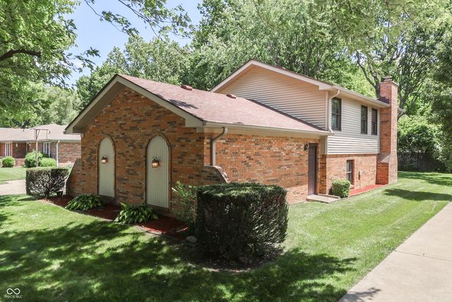 6843 Glacier Drive, Indianapolis, IN 46217
