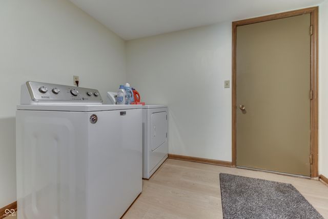 6843 Glacier Drive, Indianapolis, IN 46217