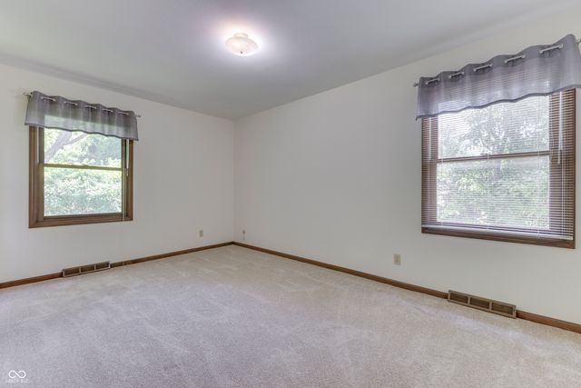 6843 Glacier Drive, Indianapolis, IN 46217