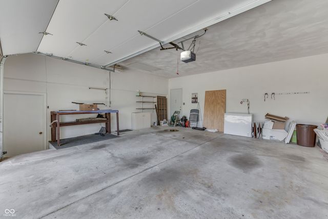 6843 Glacier Drive, Indianapolis, IN 46217