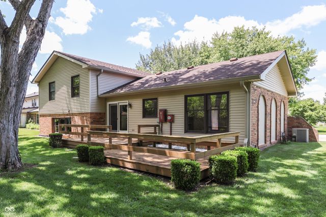 6843 Glacier Drive, Indianapolis, IN 46217