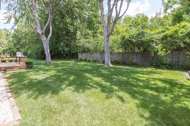 6843 Glacier Drive, Indianapolis, IN 46217