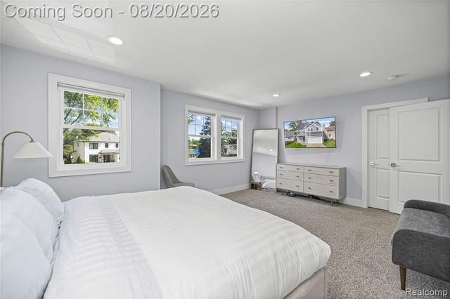 1410 Beachland Boulevard, Waterford, MI 48328