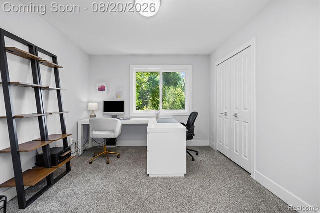 1410 Beachland Boulevard, Waterford, MI 48328