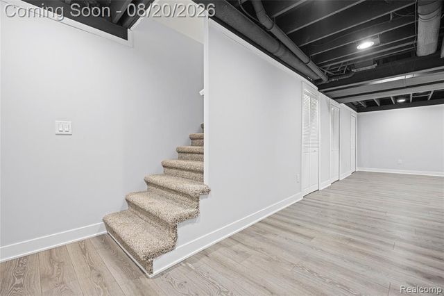1410 Beachland Boulevard, Waterford, MI 48328