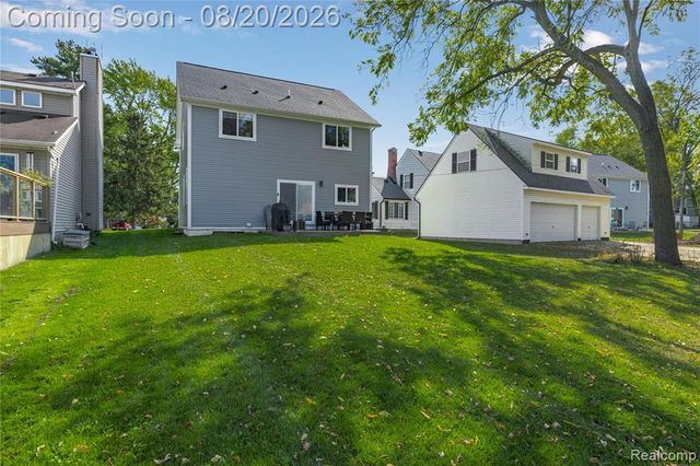 1410 Beachland Boulevard, Waterford, MI 48328