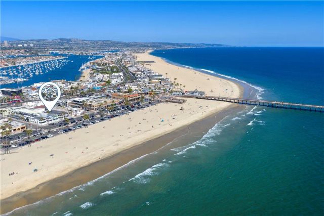 2212 W Oceanfront, Newport Beach, CA 92663