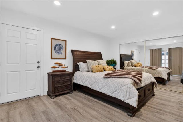 2212 W Oceanfront, Newport Beach, CA 92663