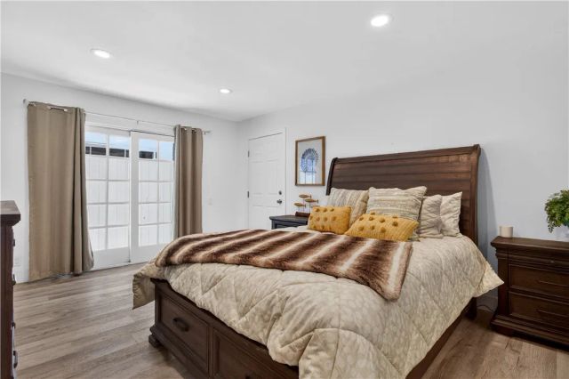 2212 W Oceanfront, Newport Beach, CA 92663