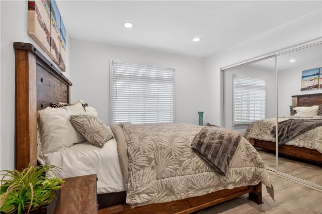2212 W Oceanfront, Newport Beach, CA 92663