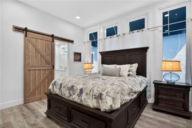 2212 W Oceanfront, Newport Beach, CA 92663