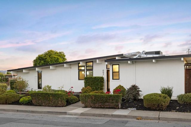 697 Vanessa Drive, San Mateo, CA 94402