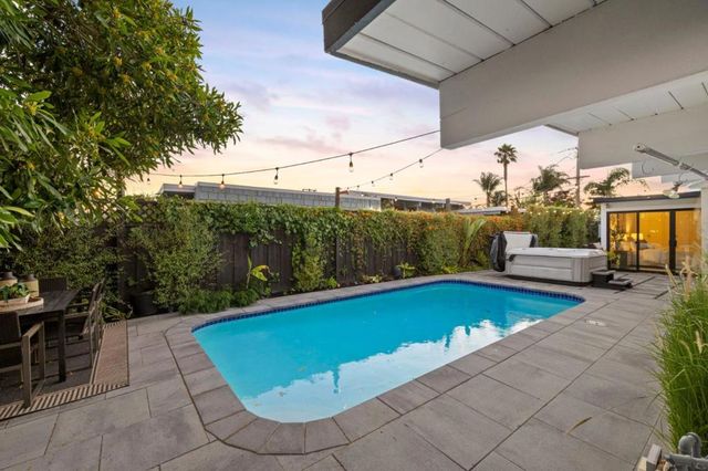 697 Vanessa Drive, San Mateo, CA 94402