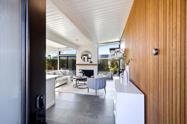 697 Vanessa Drive, San Mateo, CA 94402