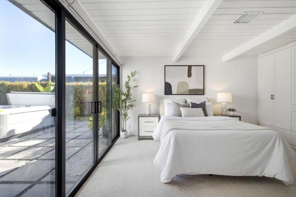 Image 19 of property listing at 697 Vanessa Drive, San Mateo, CA 94402