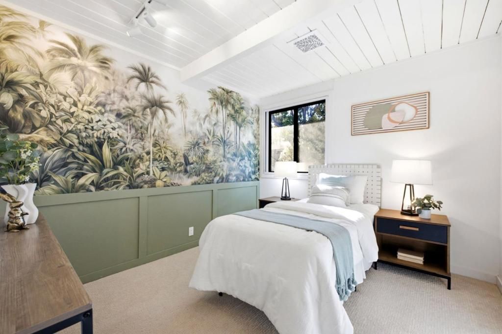 Image 28 of property listing at 697 Vanessa Drive, San Mateo, CA 94402