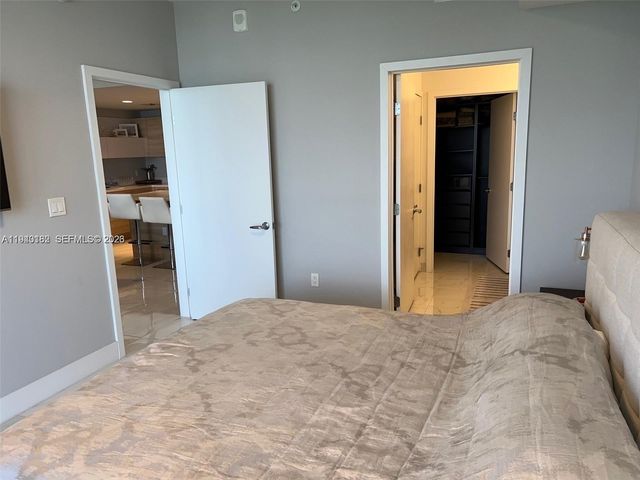 16385 Biscayne Blvd 2017, North Miami Beach, FL 33160