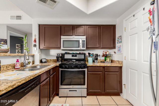 10030 W INDIAN SCHOOL Road 111, Phoenix, AZ 85037