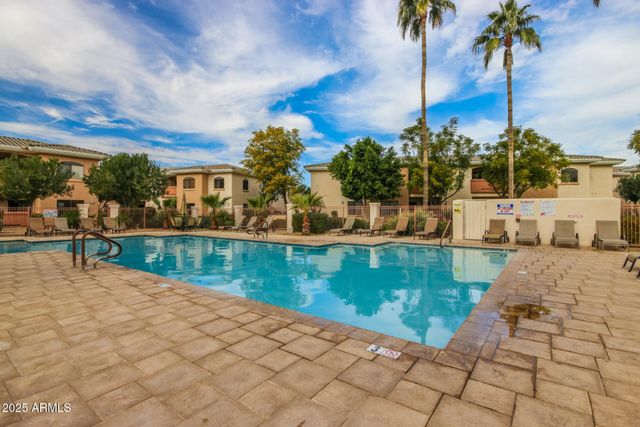 10030 W INDIAN SCHOOL Road 111, Phoenix, AZ 85037