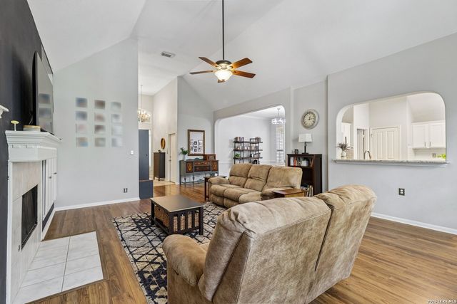 1719 Aspen Rdg, San Antonio, TX 78248