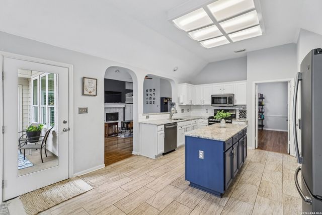 1719 Aspen Rdg, San Antonio, TX 78248