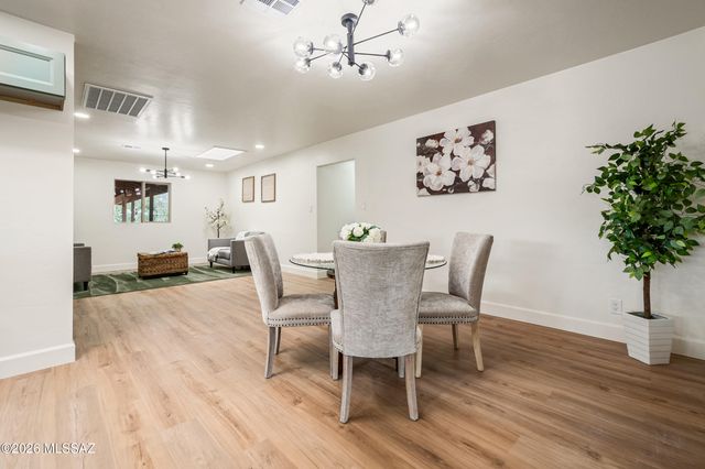 6821 E Nasumpta Drive, Tucson, AZ 85715