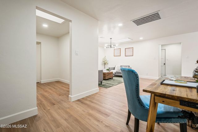 6821 E Nasumpta Drive, Tucson, AZ 85715