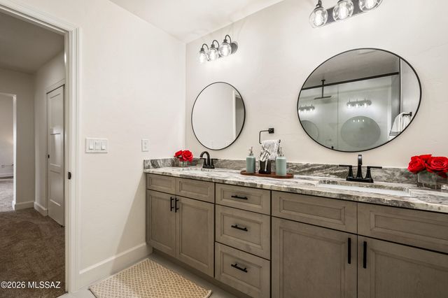 6821 E Nasumpta Drive, Tucson, AZ 85715