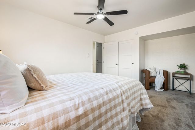 6821 E Nasumpta Drive, Tucson, AZ 85715